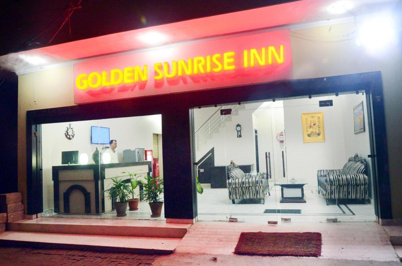 Hotel Golden Sunrise Inn Amritsar Esterno foto